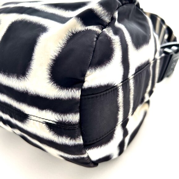 FINAL DROP!  Chanel Sports Nylon Shoulder/Crossbody Barrel Bag - Picture 10 of 15